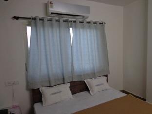 Oyo 36211 Hotel Padma Palace ウッジャイン エクステリア 写真
